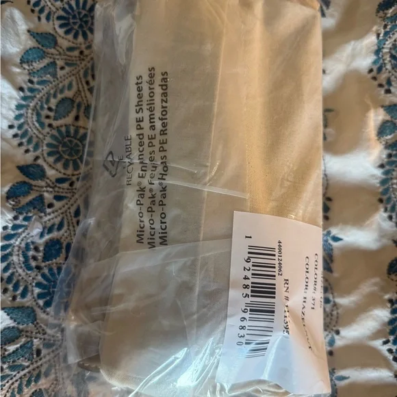 Tory Burch T Monogram Jacquard Mini Bag - Picture 4 of 10